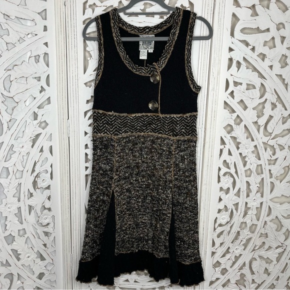 Curio Black & Tan Knit Dress - Picture 1 of 5
